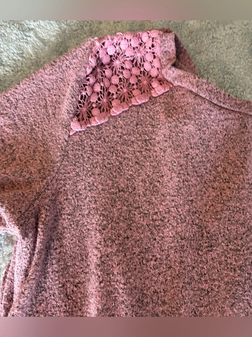Women’s Liz Claiborne Pink Bell-Sleeve Sweater Top Size Small